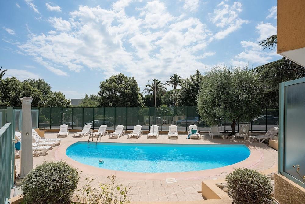 Résidence Pierre&vacances La Rostagne Appart hôtel 3*