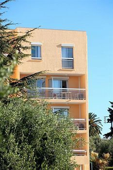 Résidence Pierre&vacances La Rostagne 3*