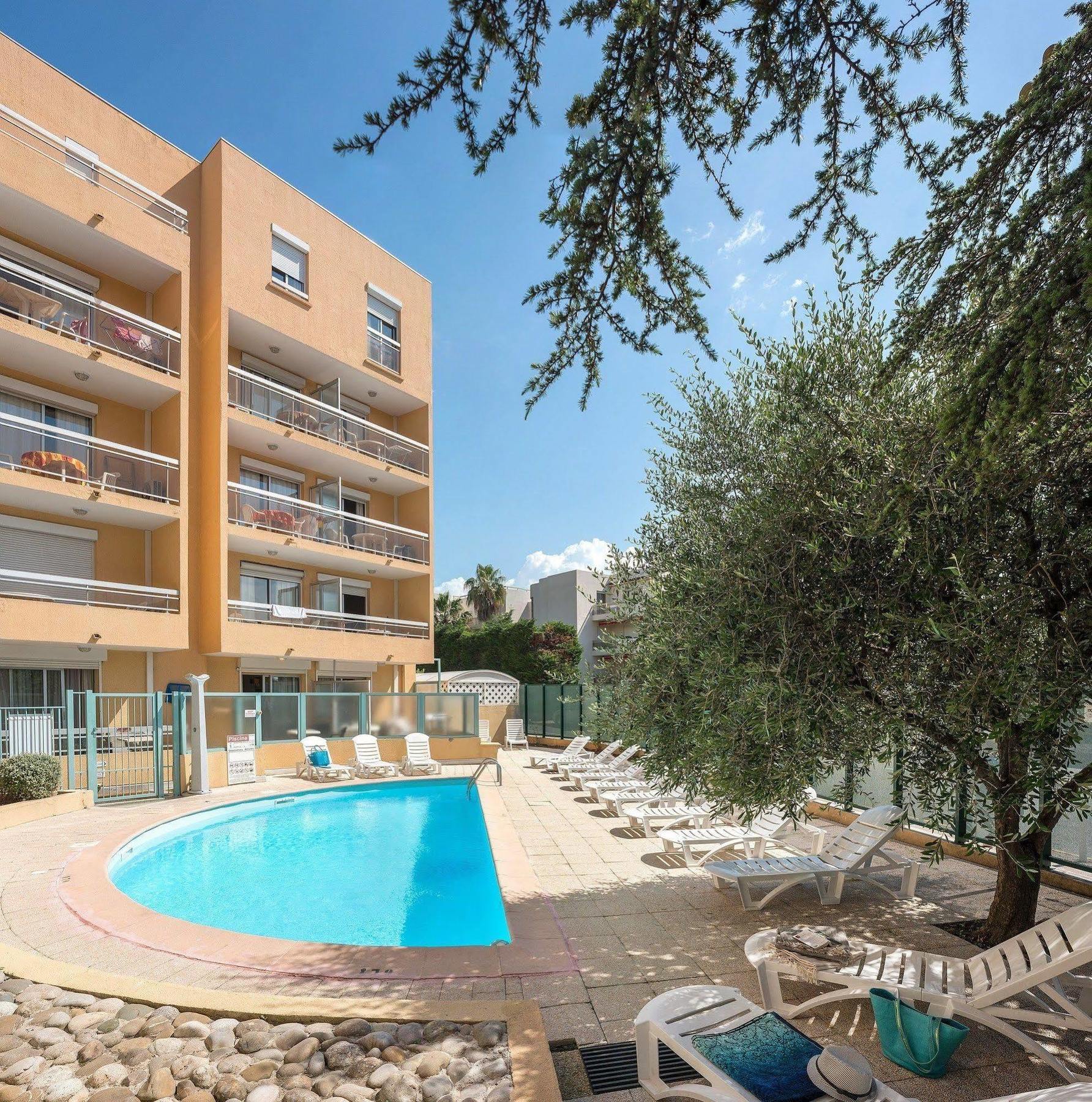 Résidence Pierre&vacances La Rostagne 3*